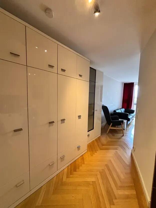 Möblierte Wohnung mit Alpenblick – München – Vorschaubild 6