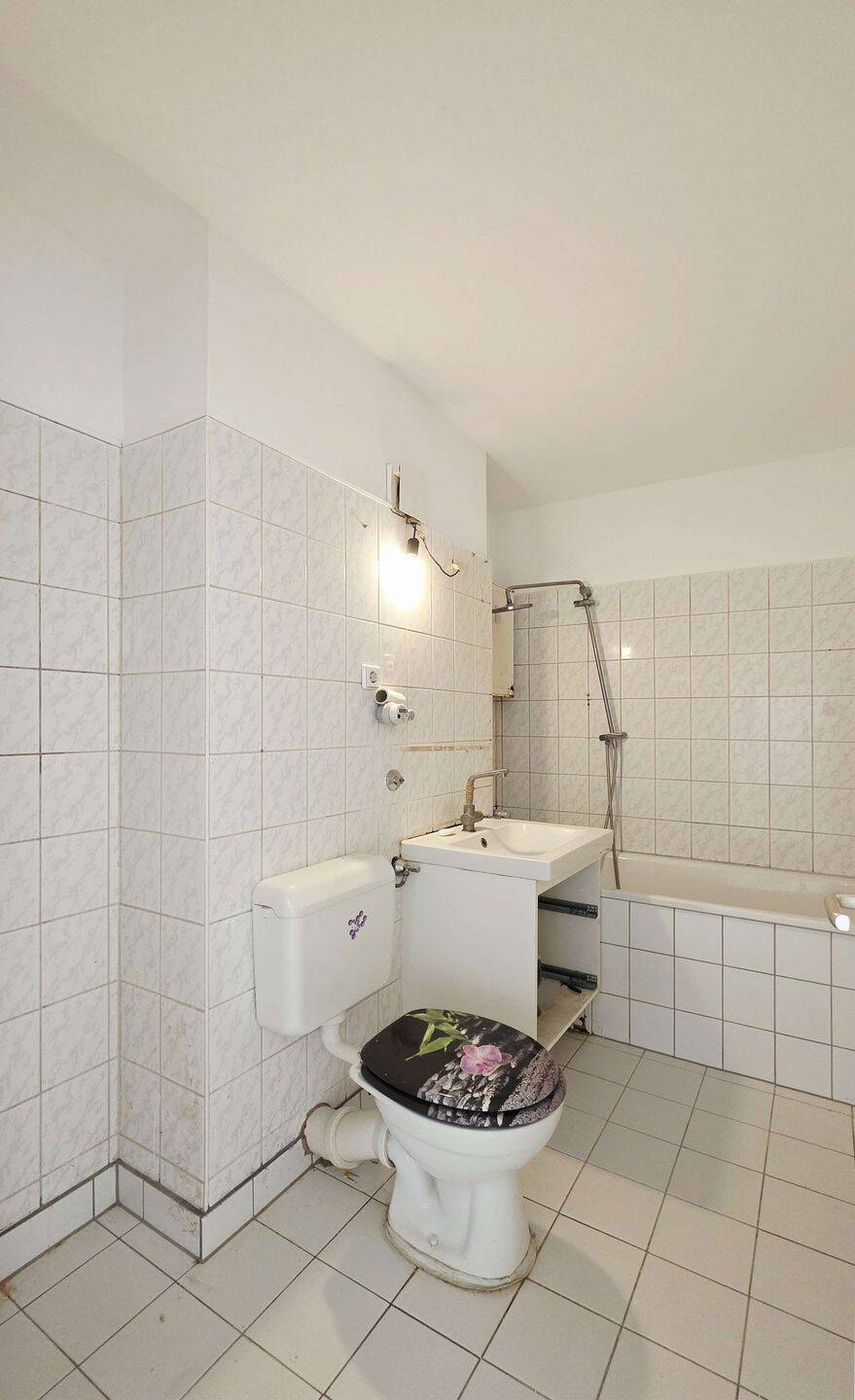 Freie großzügige 3-Zimmer-Wohnung mit 2 Westloggien und Fahrstuhl nur 300 Meter vom Kudamm! – Berlin – Vorschaubild 9