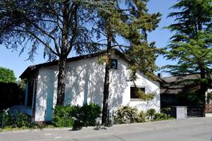 Viel Platz für das Leben – freistehendes Einfamilienhaus mit Einliegerwohnung in Waldrandnähe von Darmstadt-Eberstadt – 64297 Darmstadt – Vorschaubild 2
