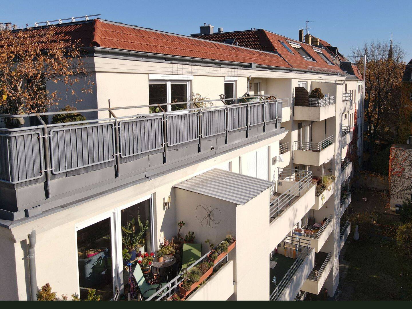 Wohnen wie im Haus: 5 Zimmer mit Gartenparadies mitten in der Südvorstadt – Leipzig – Vorschaubild 7