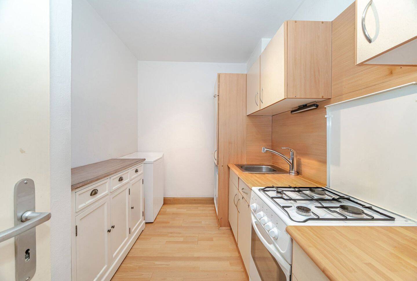 Urbanes Wohnen über den Dächern: Vermietetes Apartment in Bestlage – München – Vorschaubild 6