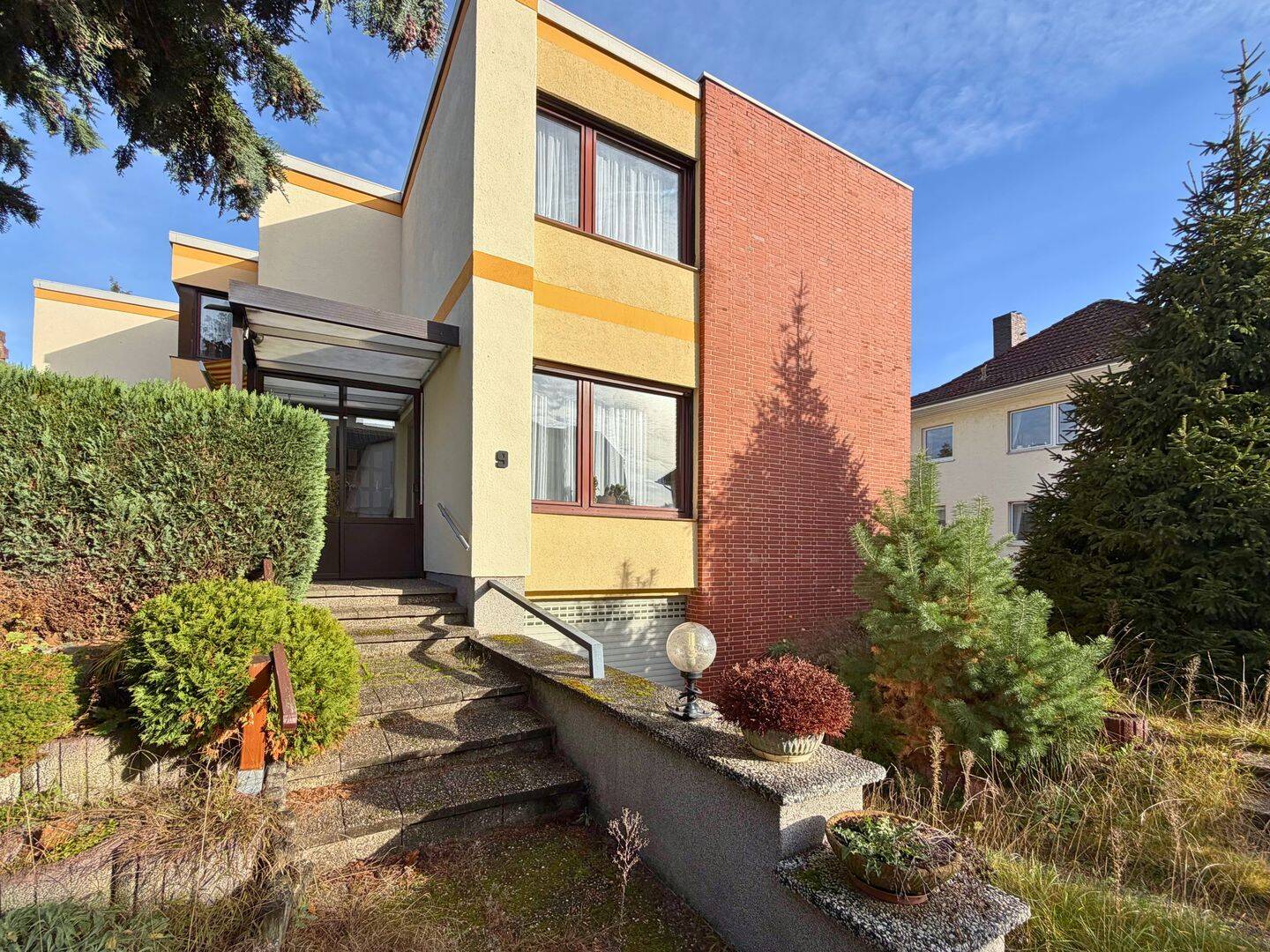 Eckgrundstück mit Zukunftsperspektive - als Ein- oder Zweifamilienhaus – Berlin – Bild 1 von 9