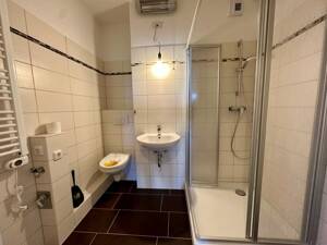 Attraktive Kapitalanlage: Vermietete 4-Zimmer-Studenten-WG in Rostock (Dierkower Höhe) – 18146 Rostock – Vorschaubild 6