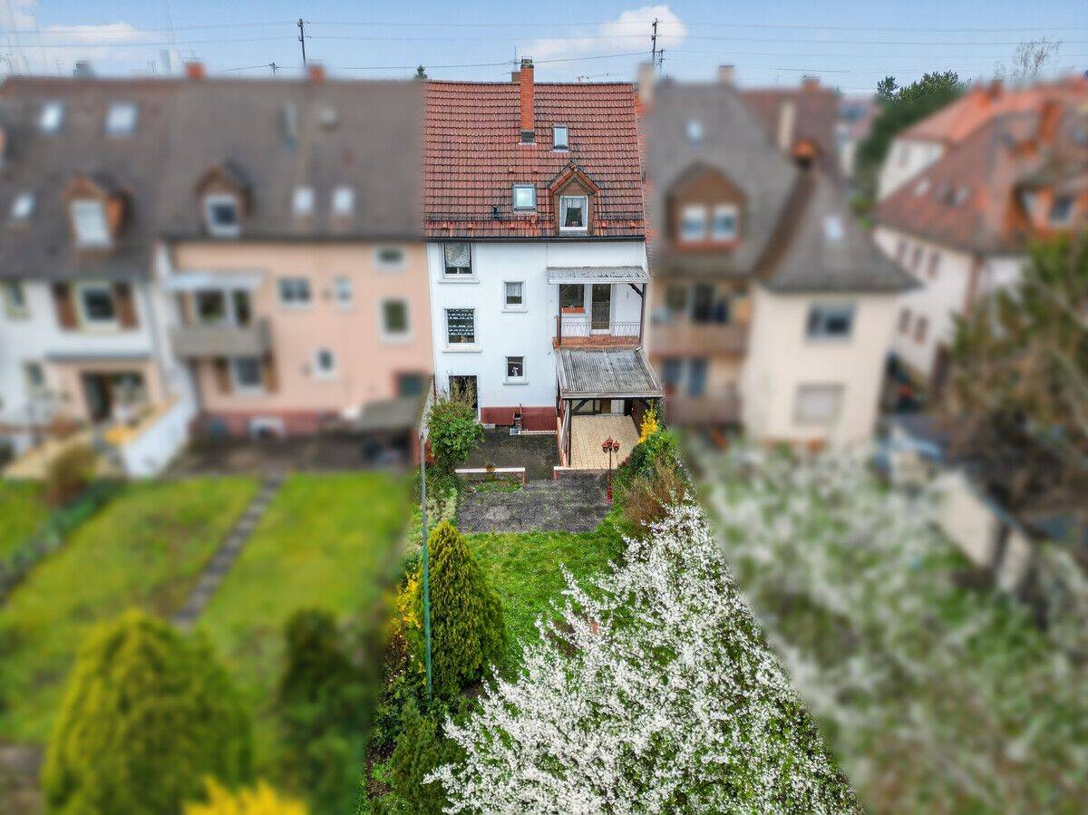Ein Haus, viele Möglichkeiten: Familienidyll, Mehrgenerationenlösung oder Kapitalanlage in Daxlanden – Karlsruhe – Vorschaubild 3
