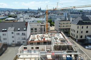 Stilvolles City-Apartment: Familienglück mit privatem Freiluft-Refugium