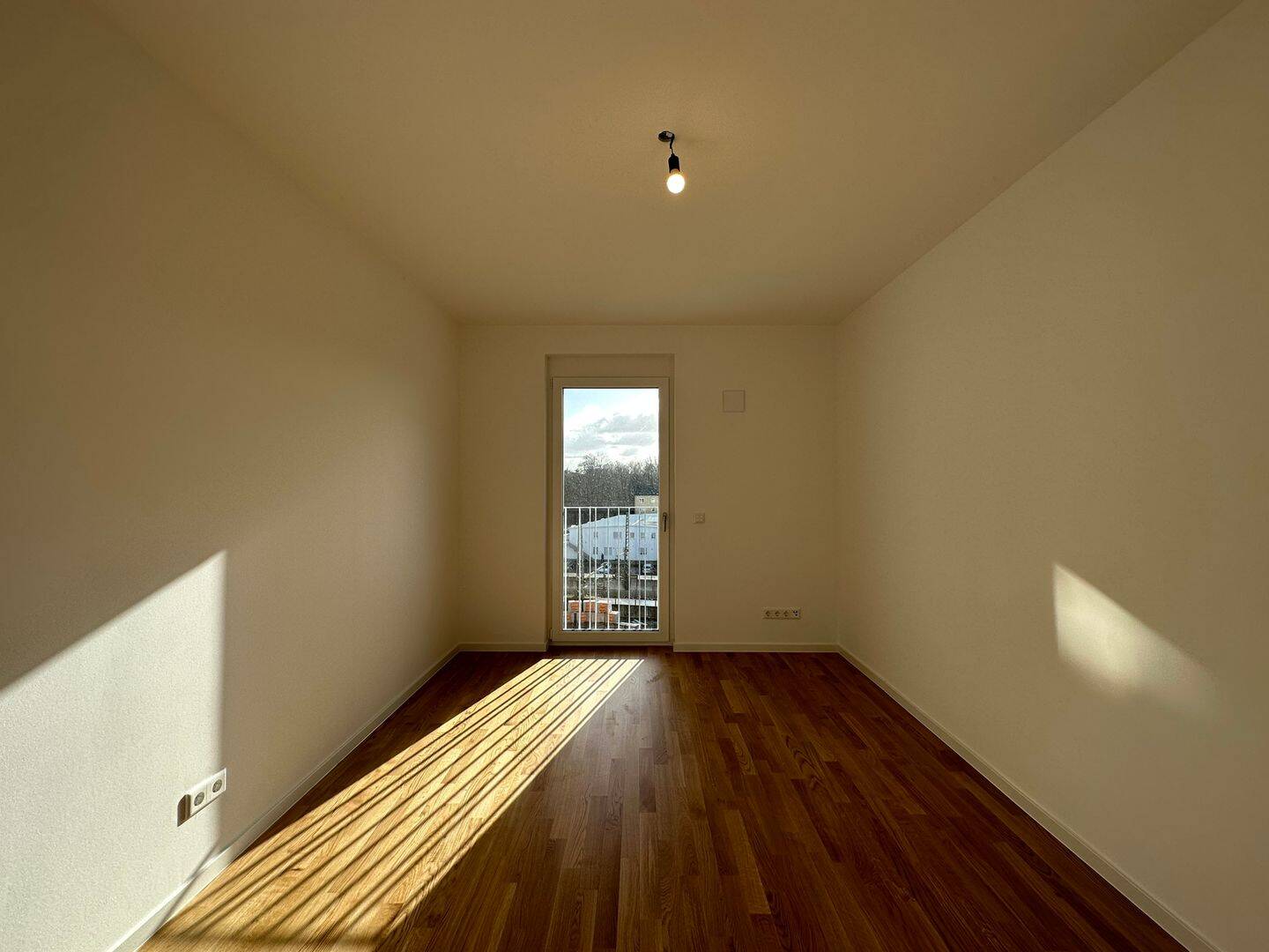 3-Zi.-Whg., 100,05 qm im 4. OG - SÜD STADT MITTE - ZUHAUSE MITTEN IN NEU-ULM – Neu-Ulm – Vorschaubild 8
