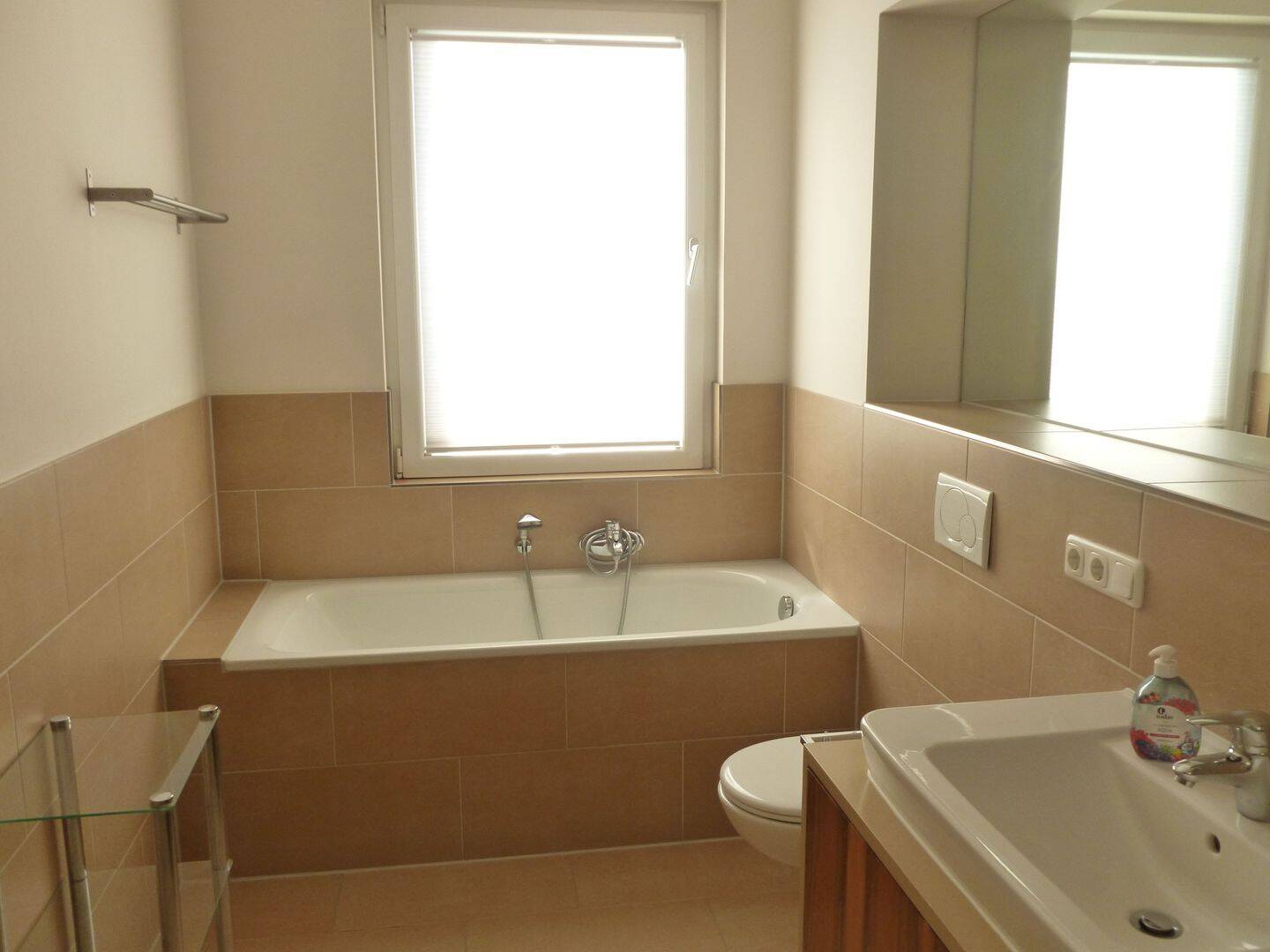 Großzügige, lichtdurchflutete Wohnung im Kölner Süden – Köln – Vorschaubild 6