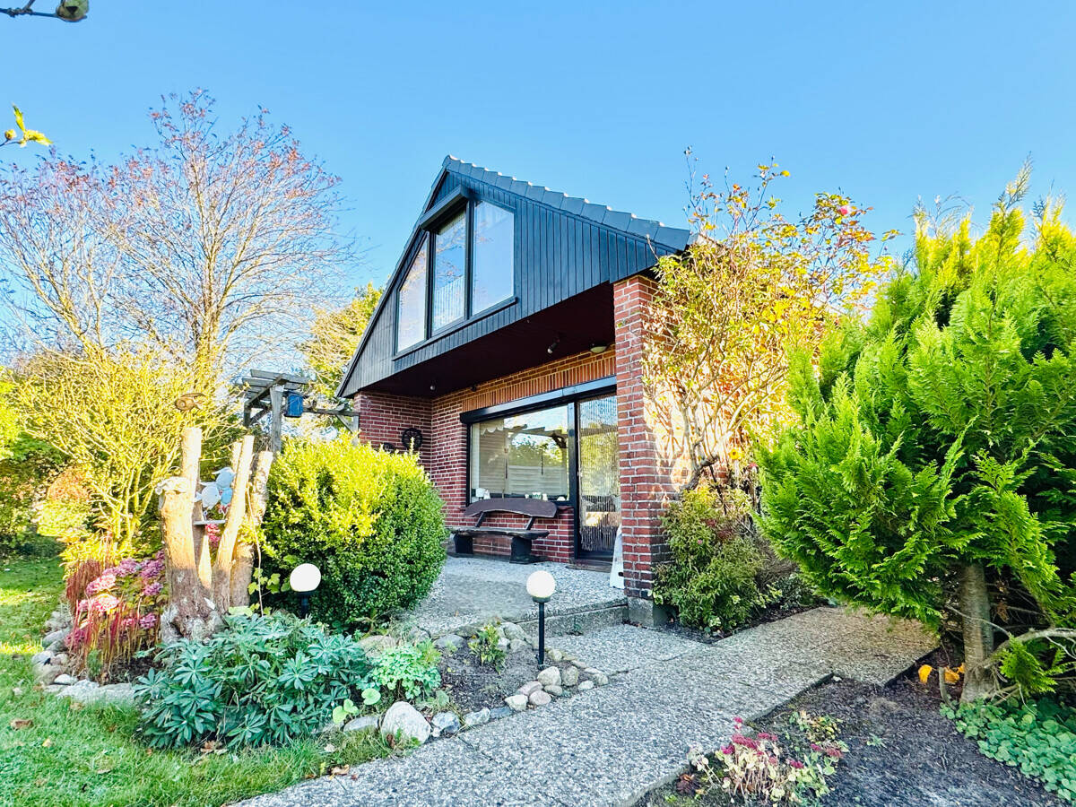 Gemütliches Wochenendhaus mit Wohlfühlatmosphäre und gepflegtem Garten – Stoltebüll – Bild 1 von 9
