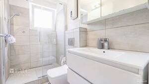 Stilvoll wohnen in Essen-Rüttenscheid - 3 Zimmer, Parkett, Küche & Möbel inklusive – 45131 Essen – Vorschaubild 5