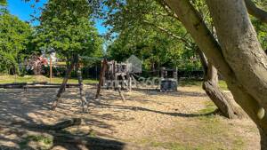 Viel Platz für Familie & Leben: Großes Einfamilienhaus mit Terrassen und Garten – 12309 Berlin – Vorschaubild 7