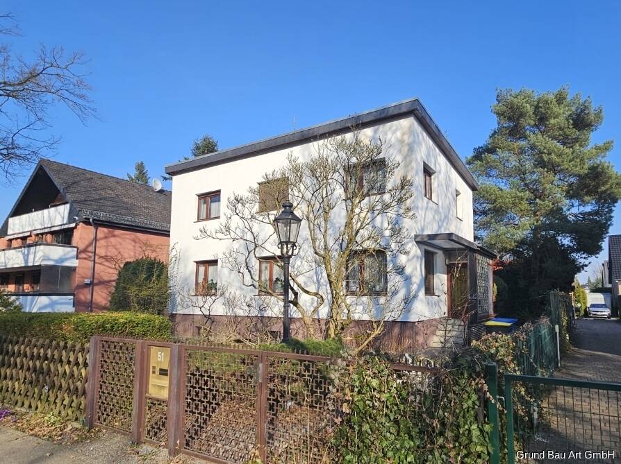 Gut geschnittenes, sanierungsbedürftiges Einfamilienhaus in ruhiger Lage & zusätzlichem Baupotenzial