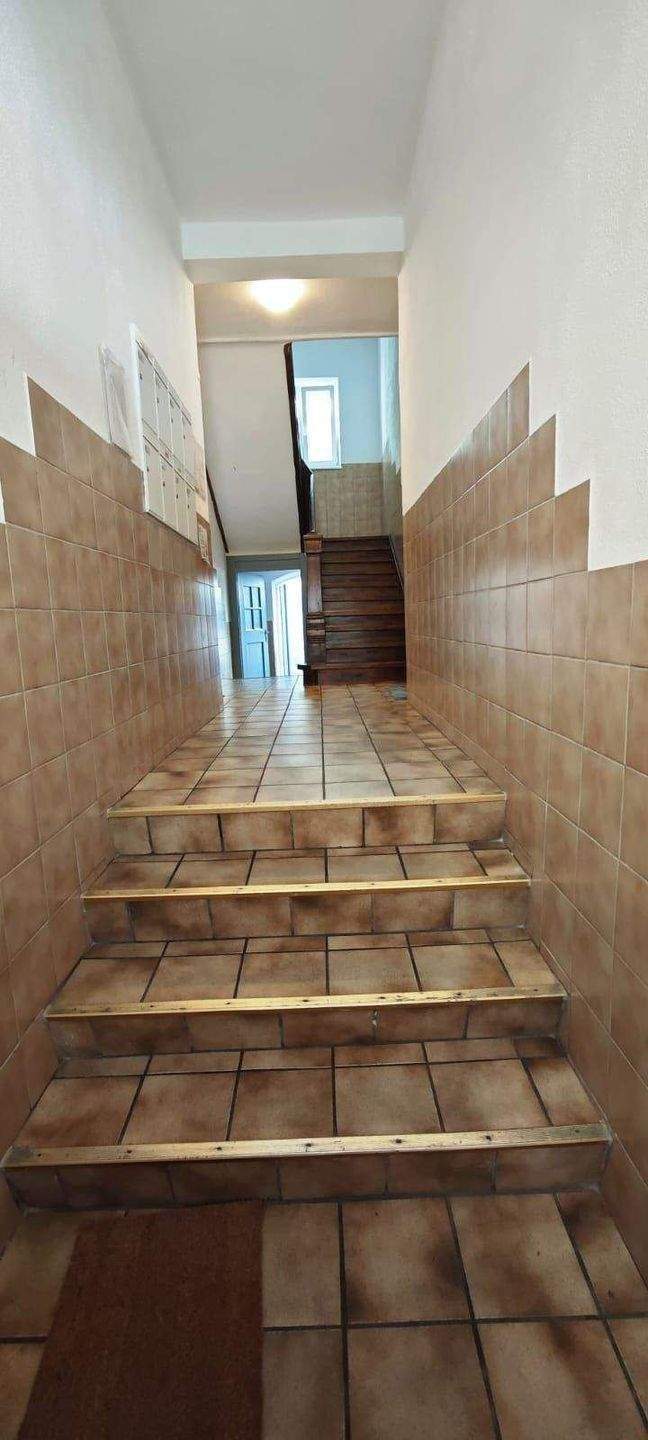 WE 4 - Sehr schöne helle und hochwertig renovierte 2-Zimmer Wohnung inkl. Einbauküche – Nürnberg – Vorschaubild 2