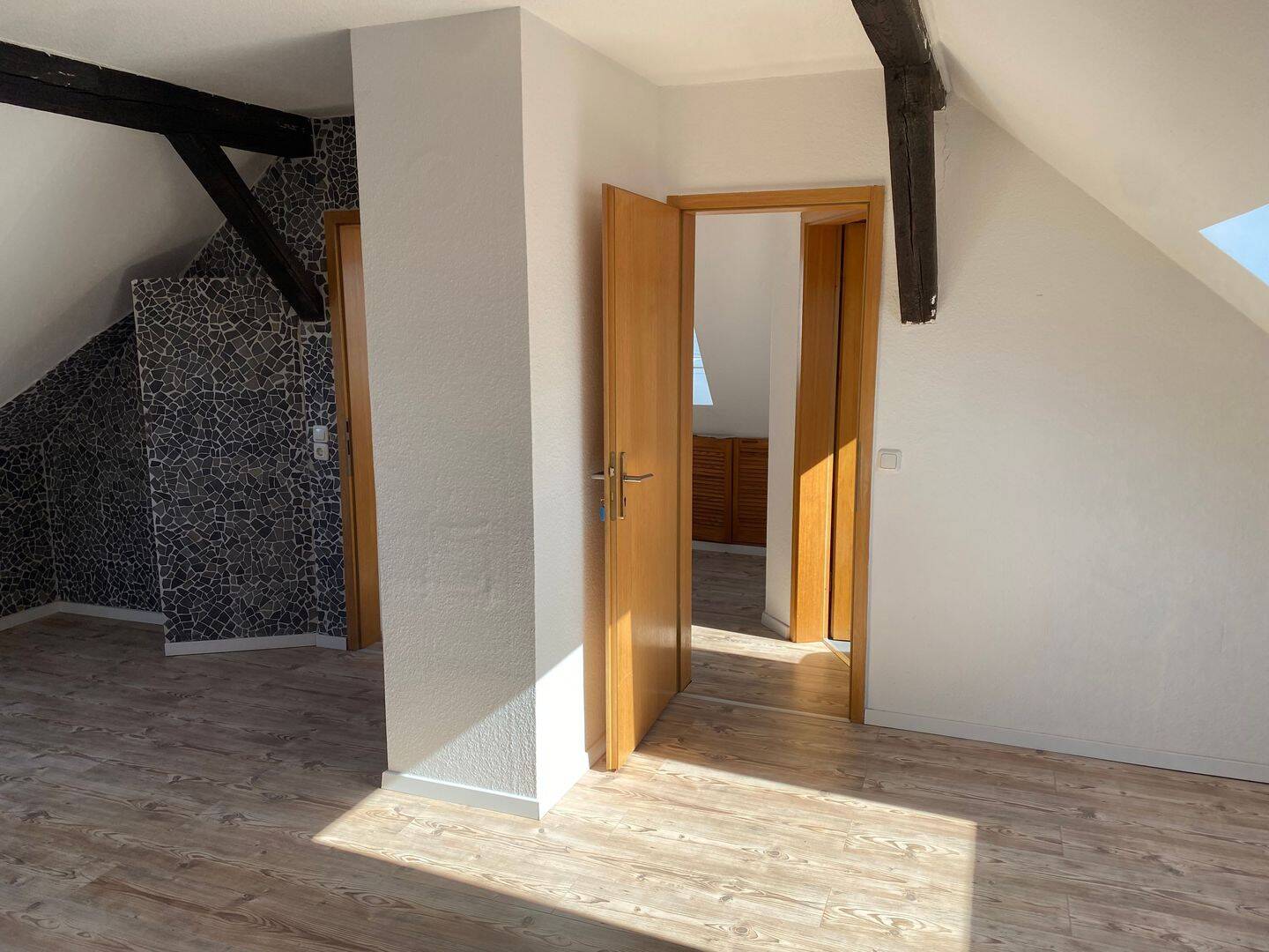 2 Familienhaus mit Garage und 3 PKW- Stellplätzen in ruhiger Sackgasse von Neviges – Velbert – Vorschaubild 7