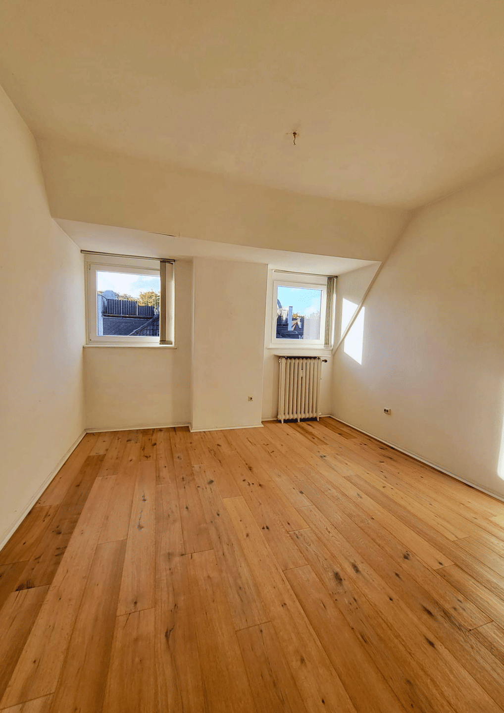 Stilvolle Altbauwohnung in denkmalgeschützter Villa – attraktive Kapitalanlage mit laufenden Mieteinnahmen – Bremen – Vorschaubild 7