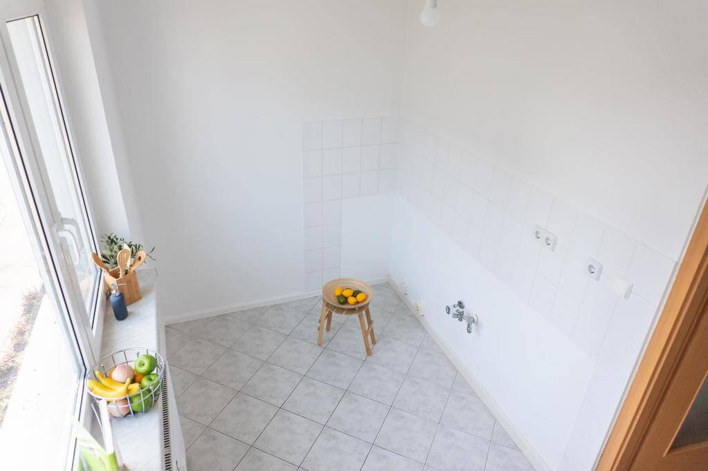 Balkonwohnung nahe Theaterplatz – Chemnitz – Vorschaubild 2
