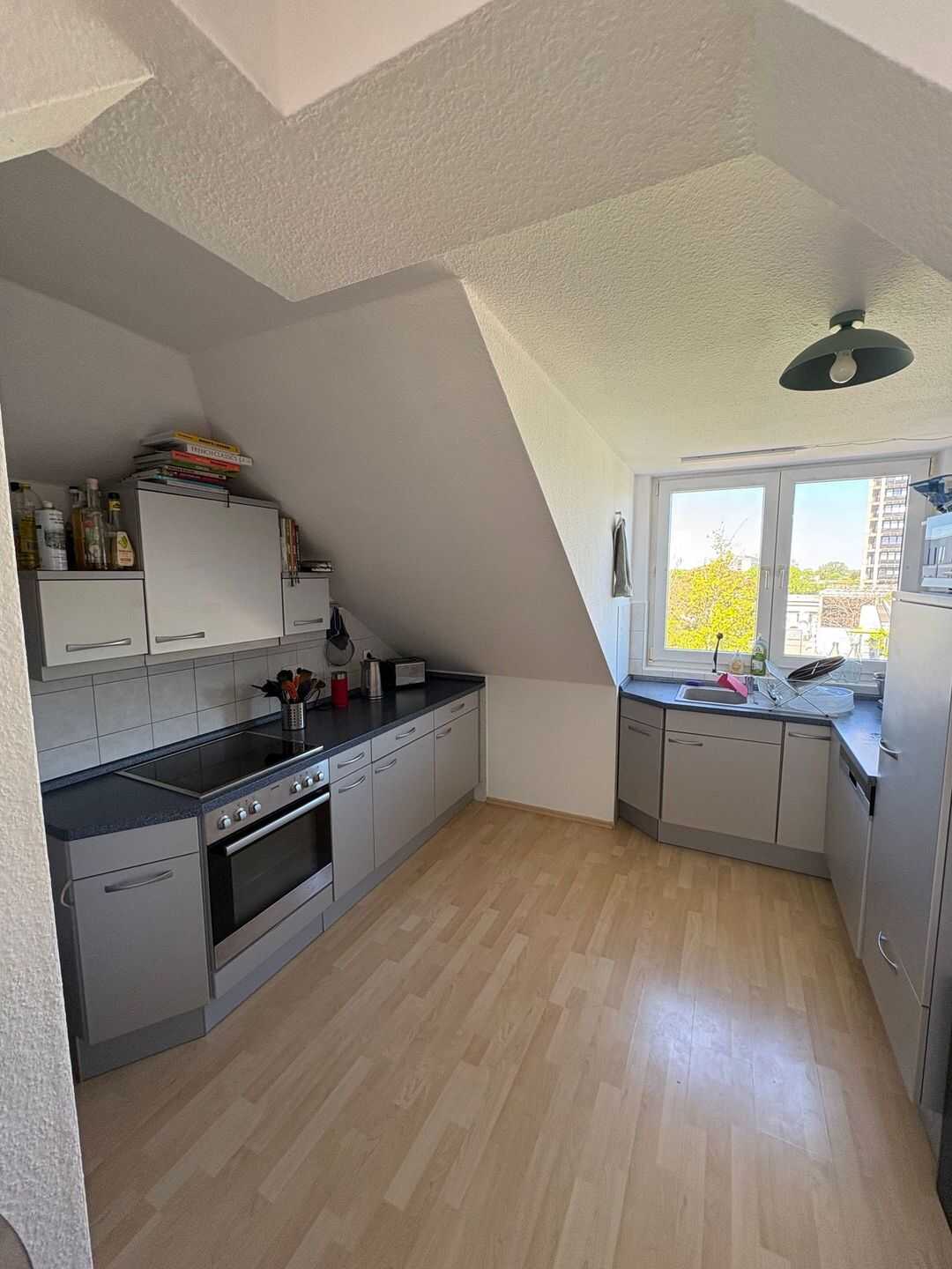 Möbilierte, helle 3 Zimmerwohnung mit Garage inkl. aller Kosten – Braunschweig – Vorschaubild 6