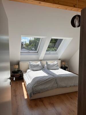 Helle moderne 4-Zimmer Wohnung nahe Weltwald – 85402 Kranzberg – Vorschaubild 2