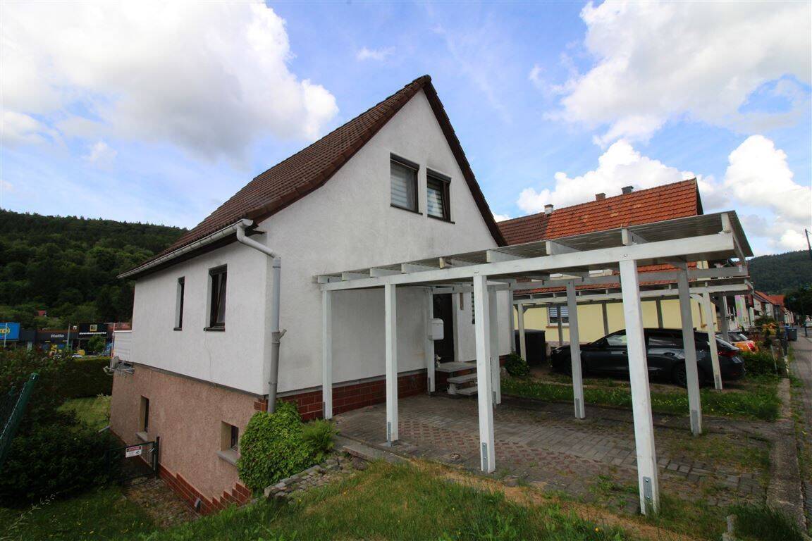 Mehr Platz als erwartet - vielseitiges Einfamilienhaus mit großem Garten & Carports – Zella-Mehlis – Vorschaubild 2
