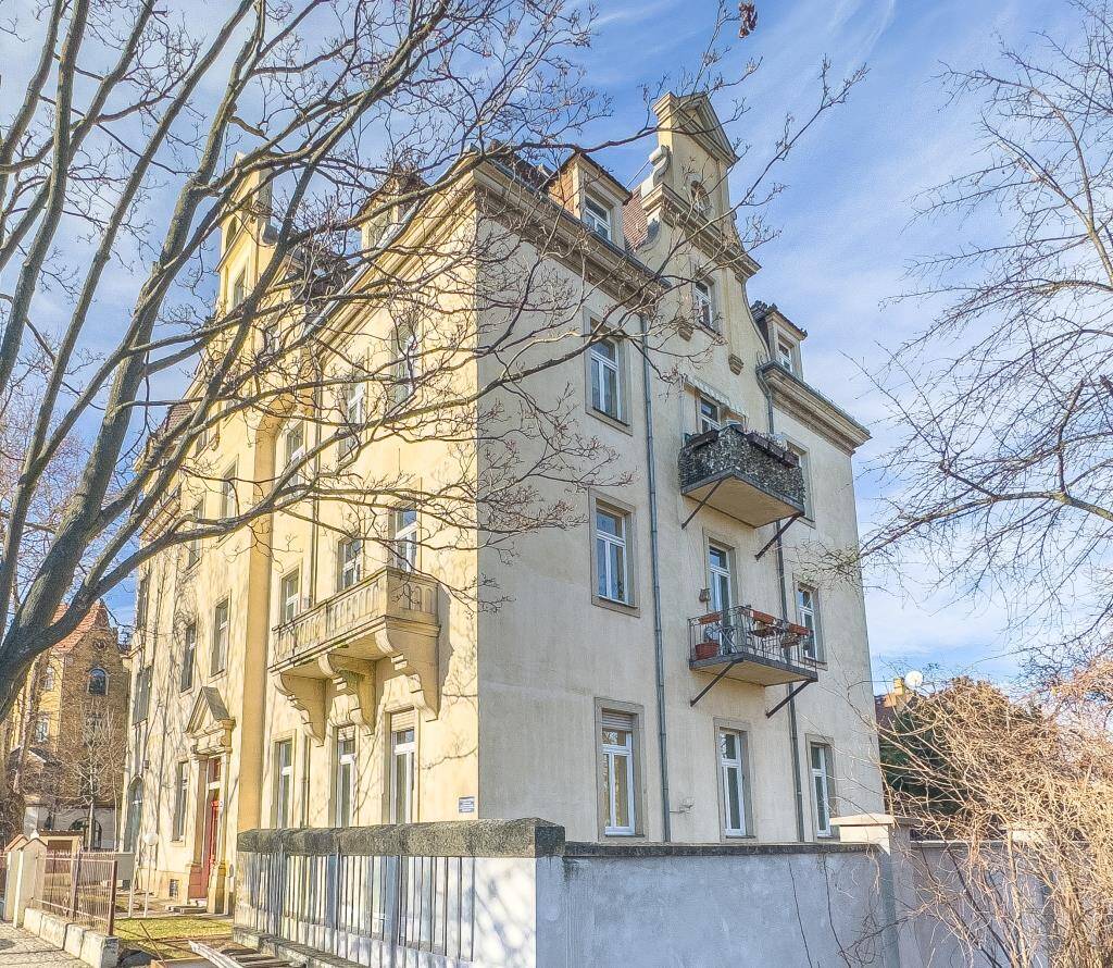 GUT GESCHNITTENE 3 ZIMMER WOHNUNG MIT BALKON IN GRÜNDERZEITVILLA ALS KAPITALANLAGE – Dresden – Vorschaubild 7