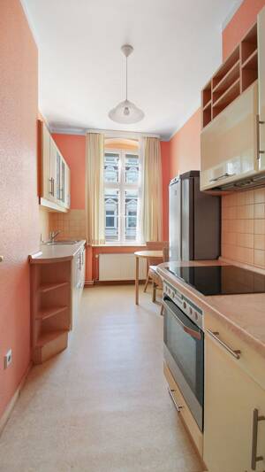 Altbauwohnung mit kleinem Balkon und viel Charme – 13585 Berlin – Vorschaubild 4