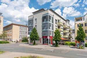Großzügiges Penthouse mit 360° Dachterrasse, Weitblick und 65 m² Wohn-/Essbereich im Zentrum Jenas – 7743 Jena – Vorschaubild 2