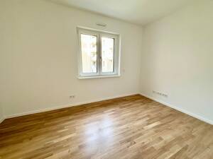 * Erstbezug HafenCity - moderne 4 Raumwohnung mit Einbauküche, großer Loggia und schönem Blick * – 1097 Dresden – Vorschaubild 6