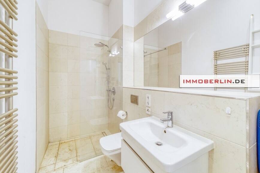 IMMOBERLIN.DE - Toplage! Helle Altbauwohnung mit Südbalkon am KaDeWe – Berlin – Vorschaubild 7