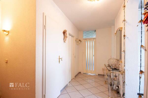 Etagenwohnung in 51105 Köln mit 66 m² kaufen