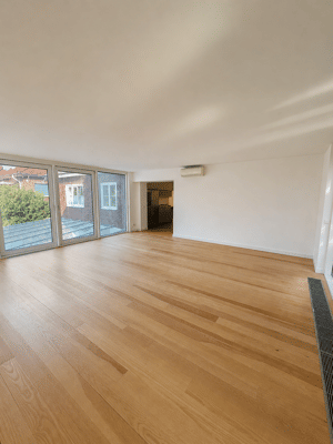 Exklusives Wohnen in Othmarschen – 150 m² Maisonette mit eigenem Eingang, großem Balkon & Carport – 22605 Hamburg – Vorschaubild 7