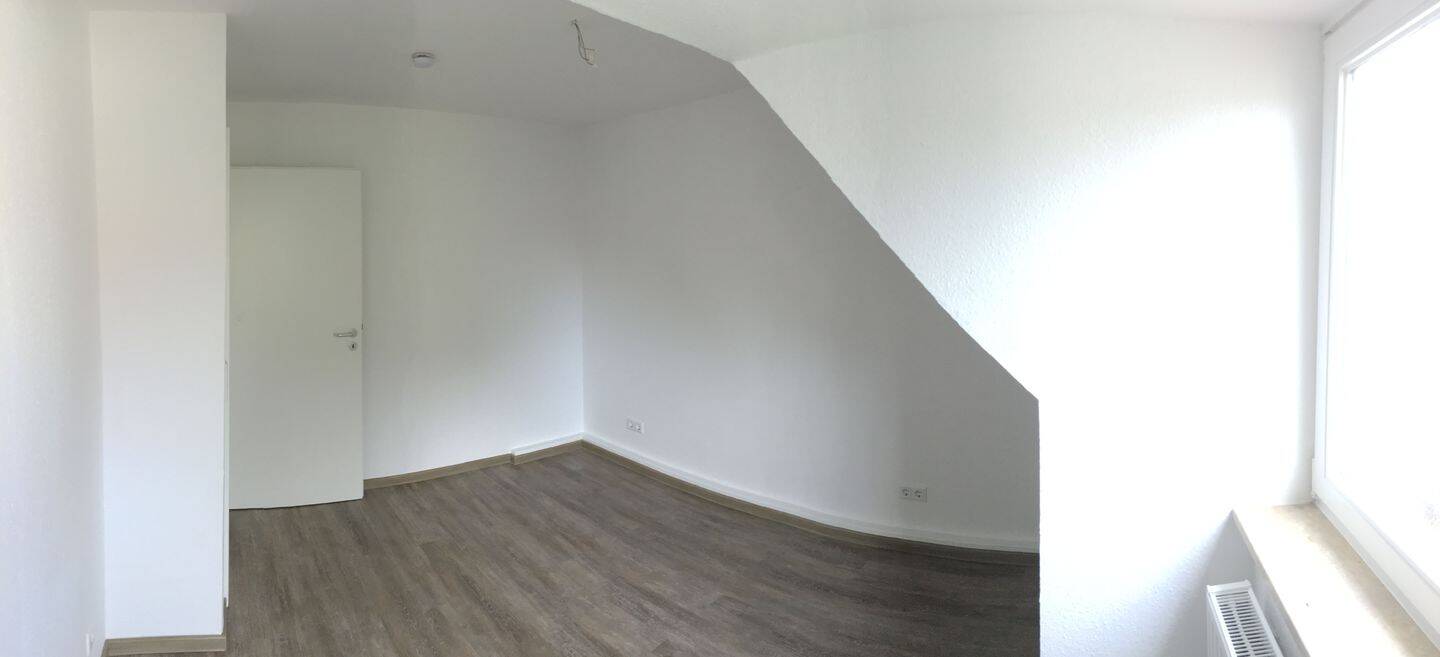 2 Zimmerwohnung mit Einbauküche und Balkon – Bremerhaven – Vorschaubild 7