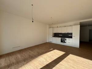 Helle 3-Zimmerwohnung inkl. Einbauküche und Loggia in zentraler Lage – 68165 Mannheim – Vorschaubild 2