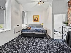 Außergewöhnliches Wohnen - exklusiv umgebaute 2-Zimmer-Wohnung in ehemaligem Restaurant in Wuppertal – 42281 Wuppertal – Vorschaubild 9