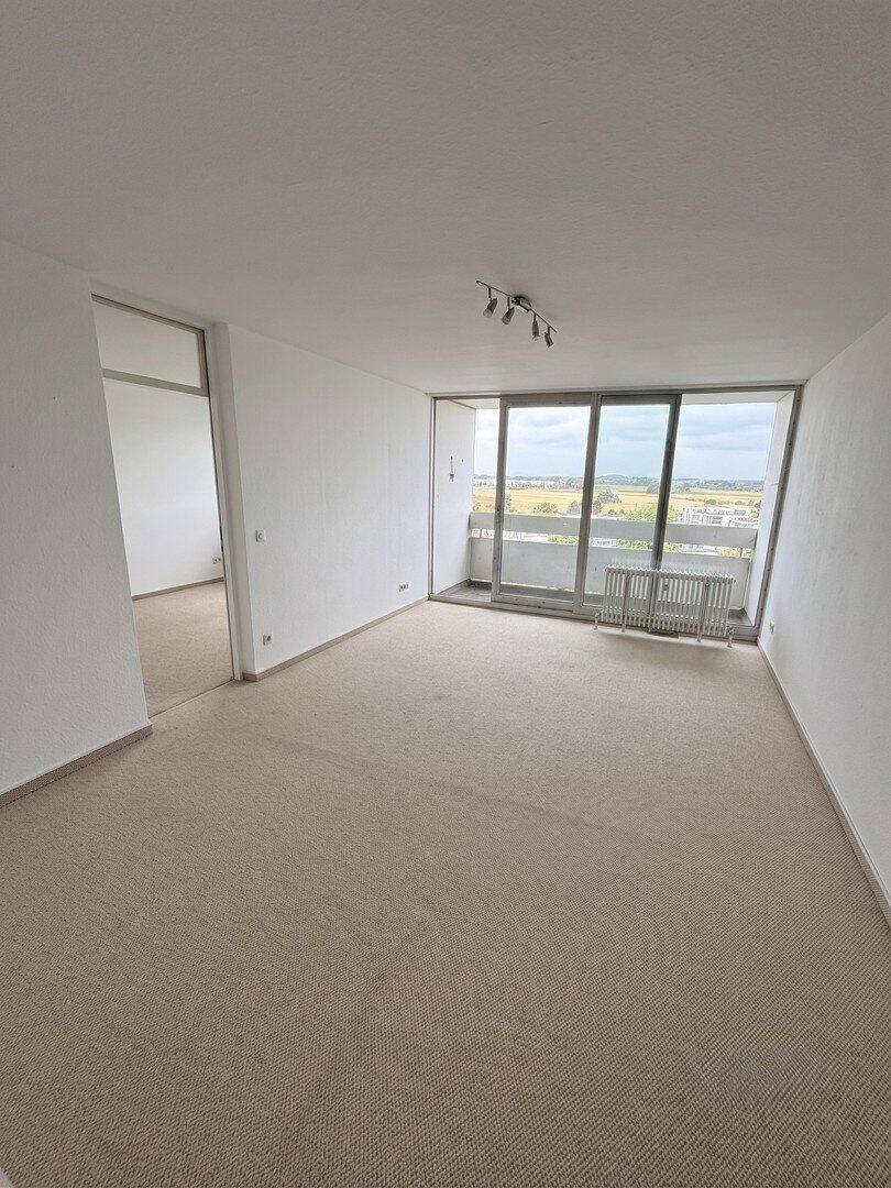 Lichtdurchflutete 3 Zimmer Wohnung mit eigenem Tiefgaragenstellplatz zu verkaufen