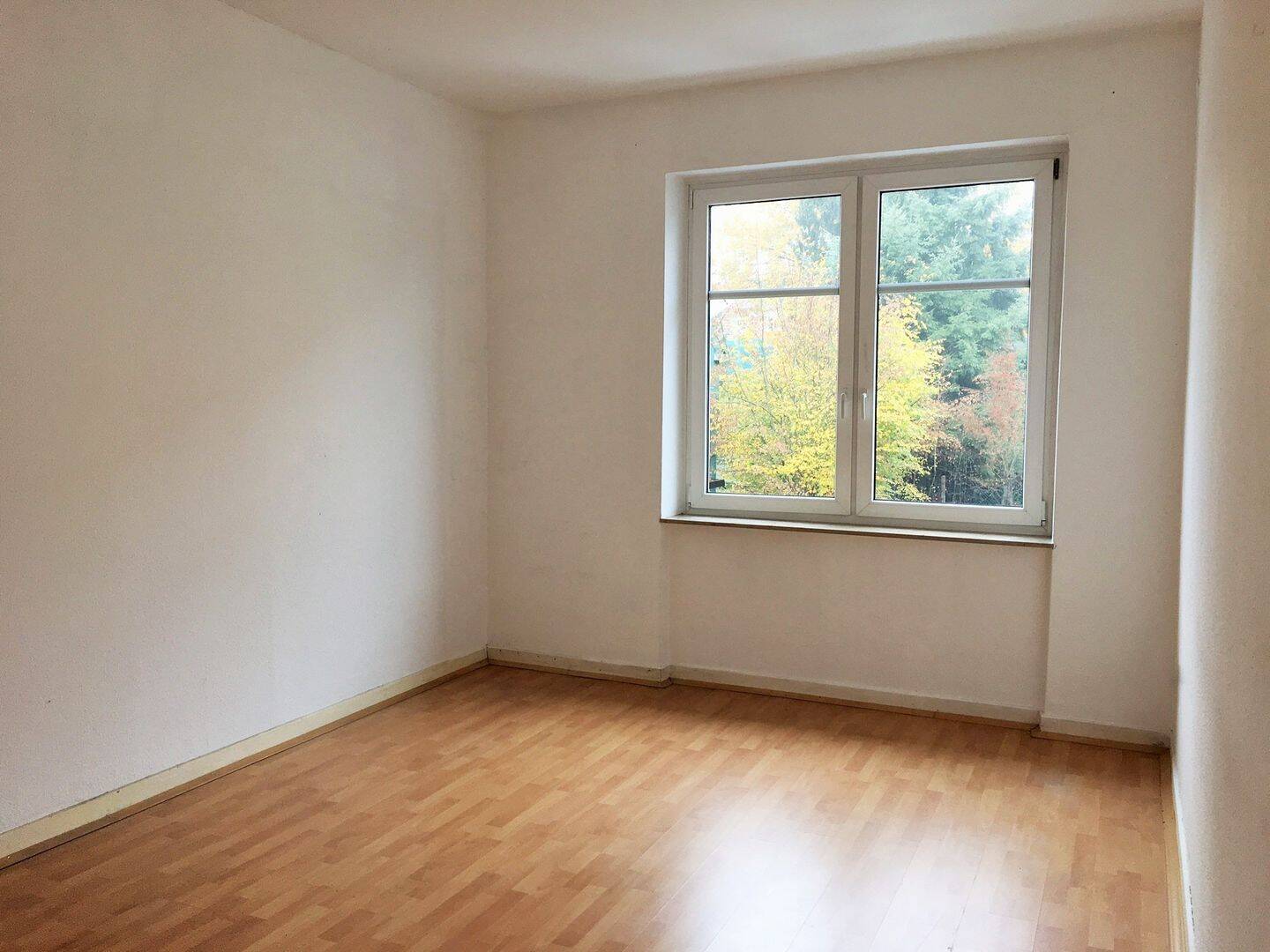 Wohnen, Arbeiten oder Investieren - Wohn- & Geschäftshaus mit vielseitigen Nutzungsmöglichkeiten auf dem SB - Rotenbühl – Saarbrücken – Vorschaubild 9