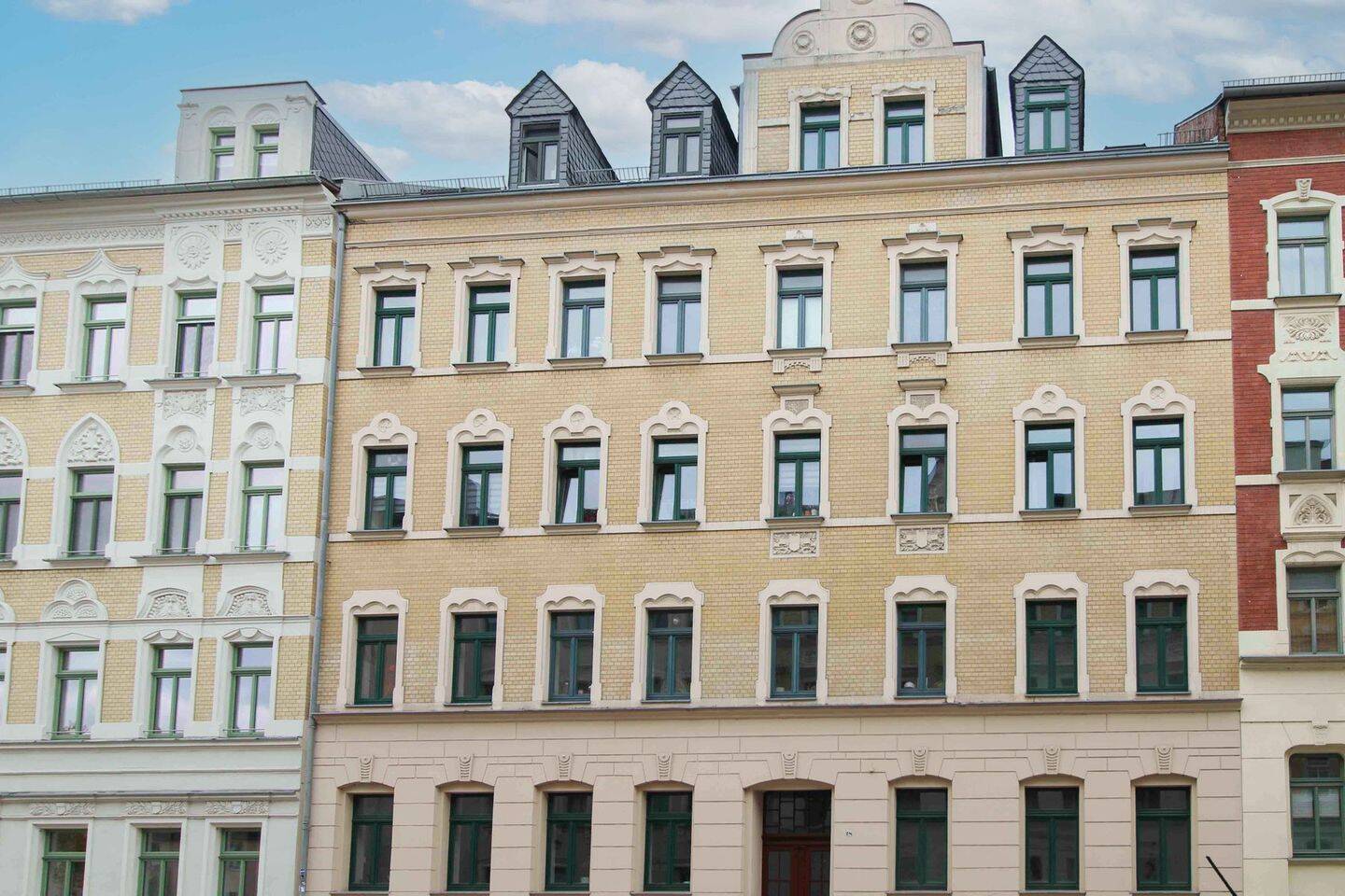 Tolle 2 Zimmer Wohnung + zentrumsnah + neu renoviert – Chemnitz – Bild 1 von 9