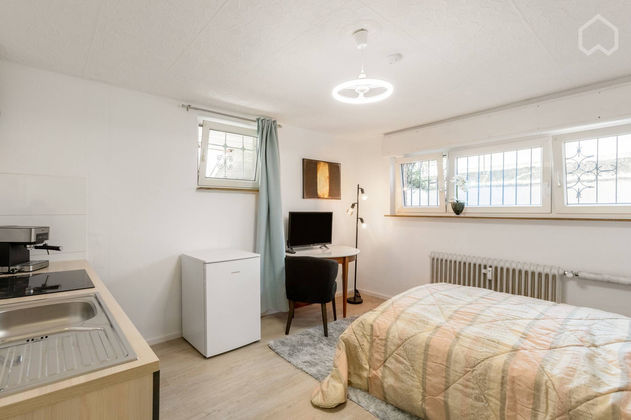 Ruhiges, modernes Apartment in Karlsruhe – Karlsruhe – Vorschaubild 4