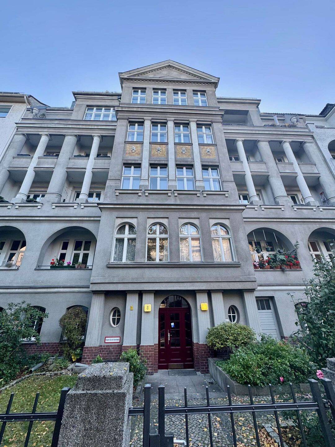 geniale Wohnung mit Balkon und Terrasse in guter Lage – Berlin – Bild 1 von 4