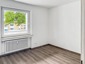 Sanierte 3,5-Zimmer-Wohnung mit Balkon in Mülheim Styrum. – 45476 Mülheim an der Ruhr – Vorschaubild 4