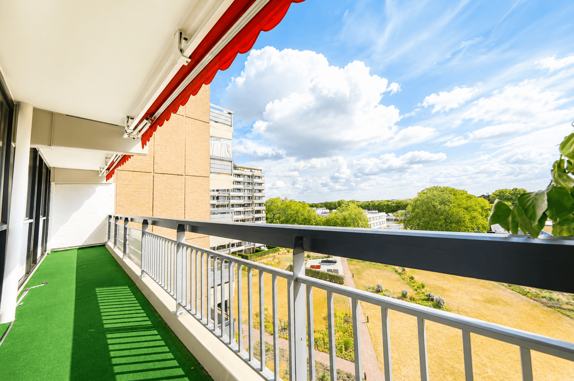 Etagenwohnung in 50858 Köln mit 131 m² kaufen