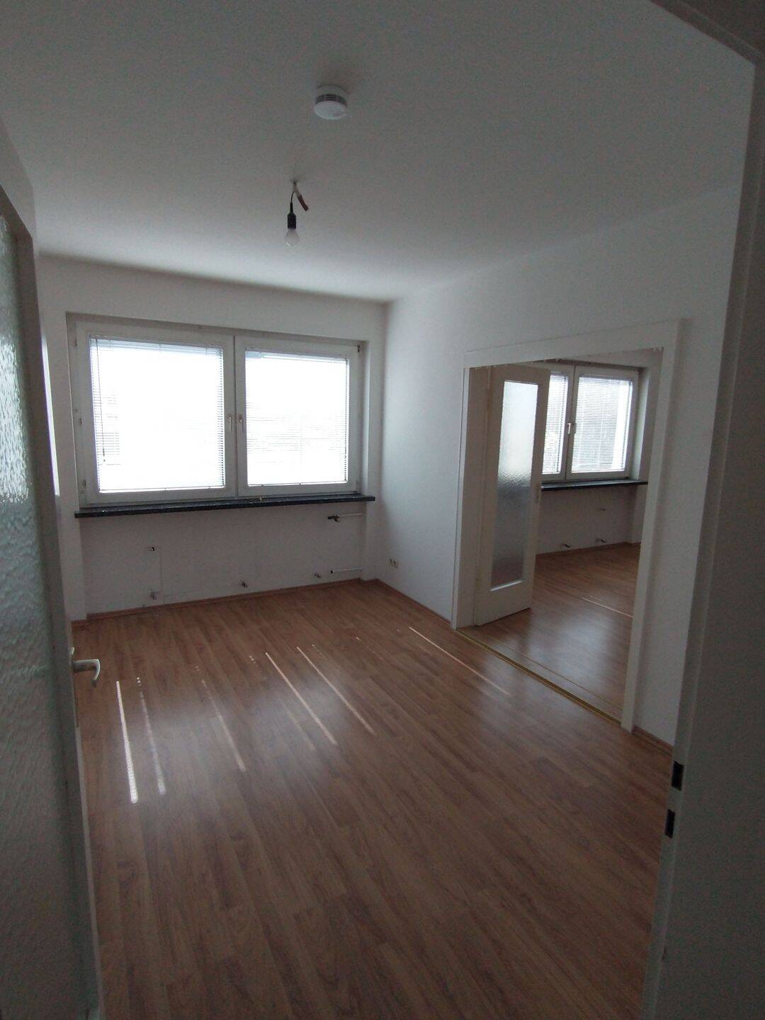 zentral gelegene, sanierte 3 Zimmer -Innenstadtnah- zum 01.07.26 frei, Stellplatz möglich – Braunschweig – Vorschaubild 9