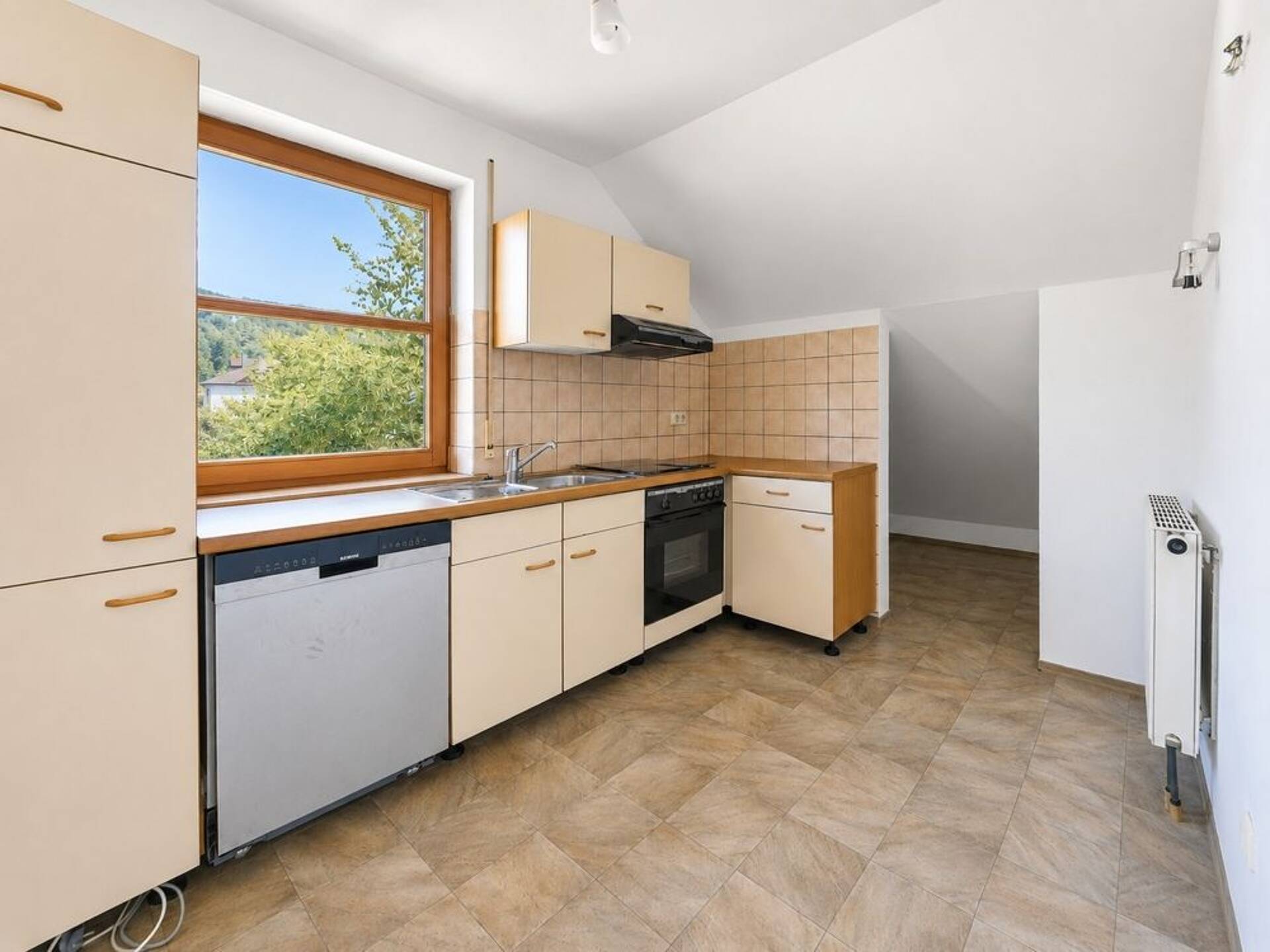 Dachgeschosswohnung in 96450 Coburg / Cortendorf mit 61 m² kaufen