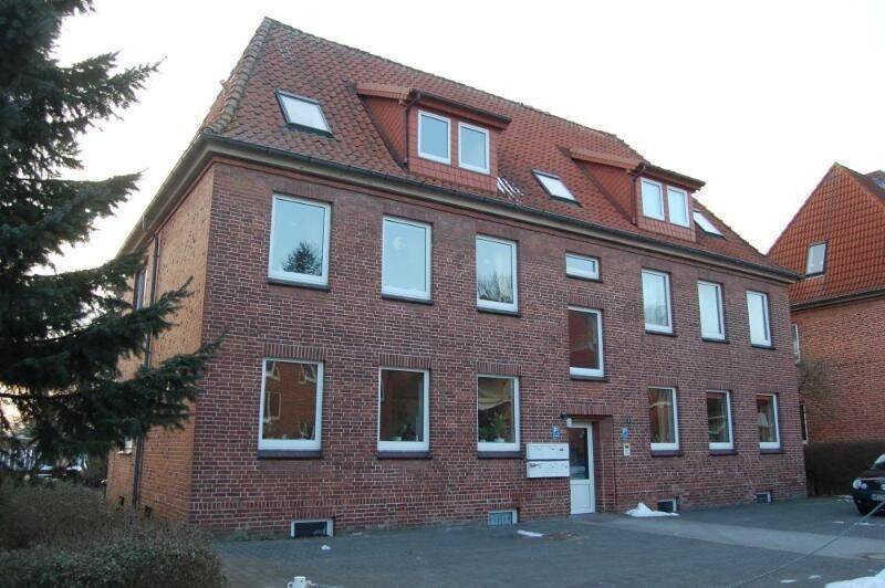 Gepflegte 3-Zimmer-Wohnung im 1. Obergeschoss in der Nähe des WKK in Heide, Kreis Dithmarschen