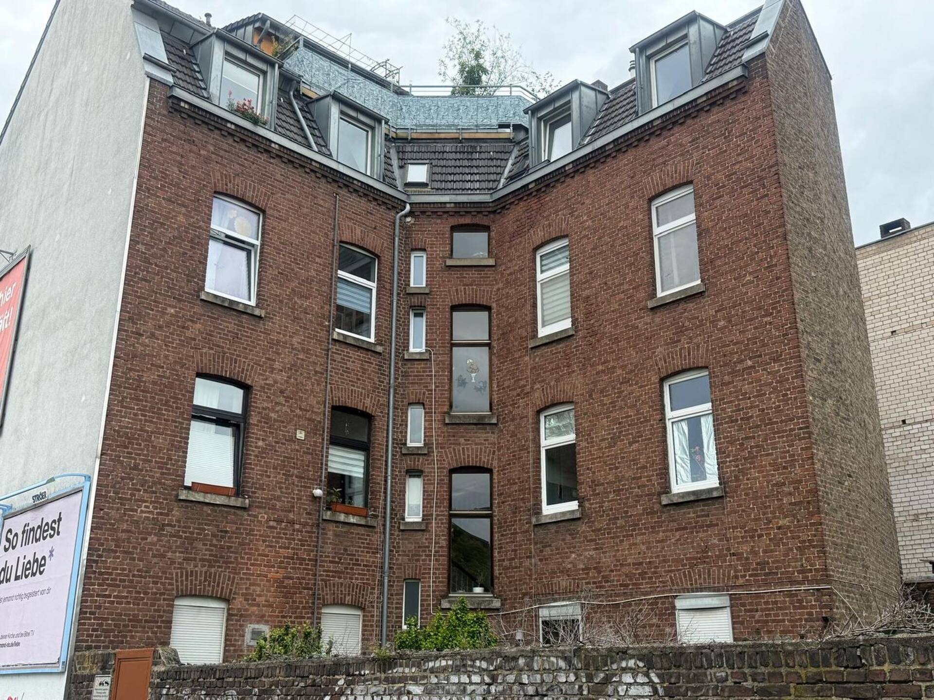 Mehrfamilienhaus in 50968 Köln mit 514 m² kaufen
