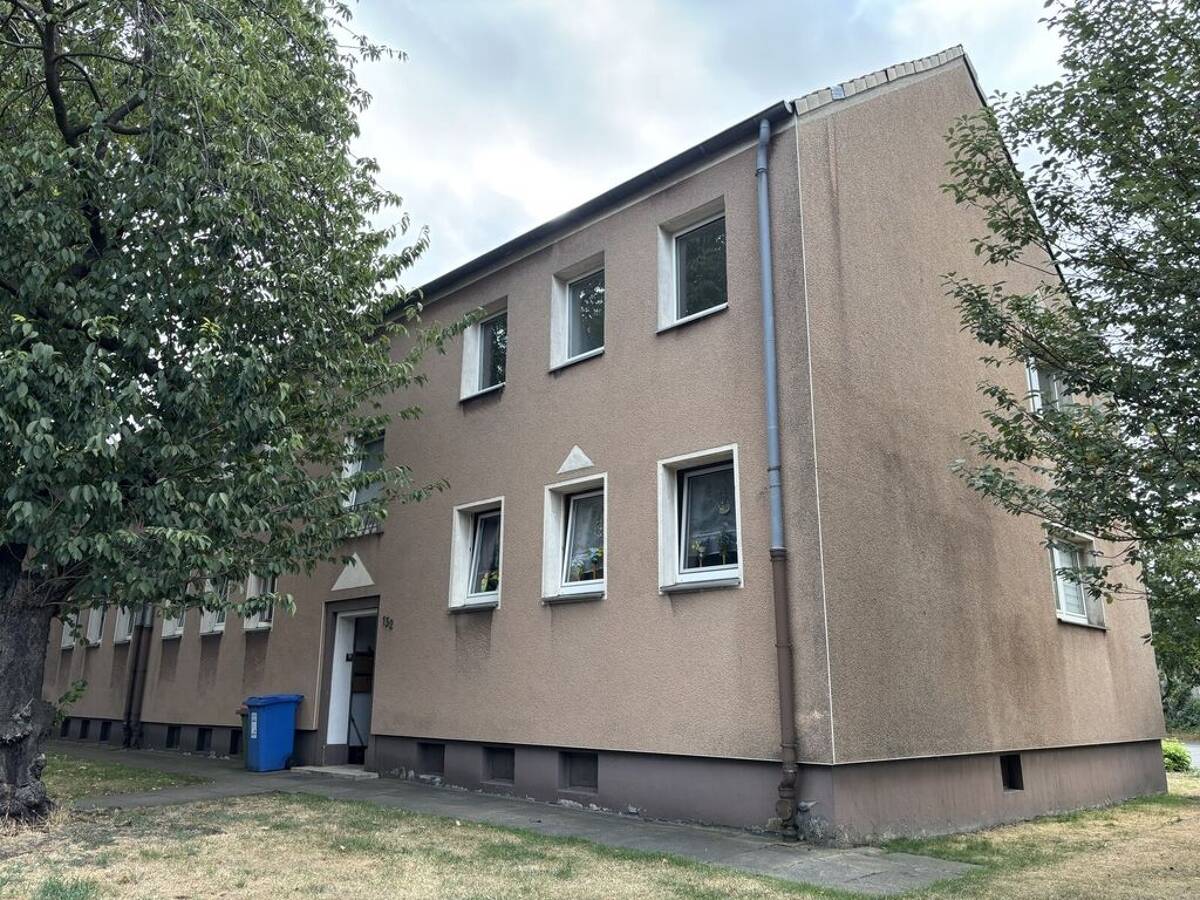 VIVAWEST modernisiert Ihre neue Wohnung. – 46049 Oberhausen – Bild 1 von 9