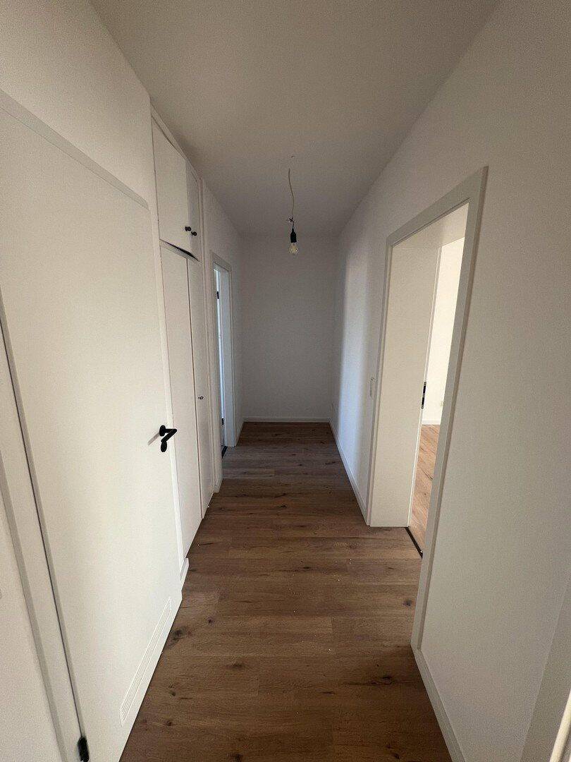 Frisch kernsanierte 2-Zimmer-Wohnung mit Balkon in Nürnberg - Erstbezug nach Sanierung – Nürnberg – Vorschaubild 4