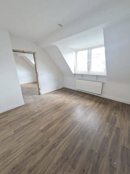 Geräumige 2-Zimmer-Wohnung in Düsseldorf-Rath – Düsseldorf – Vorschaubild 2