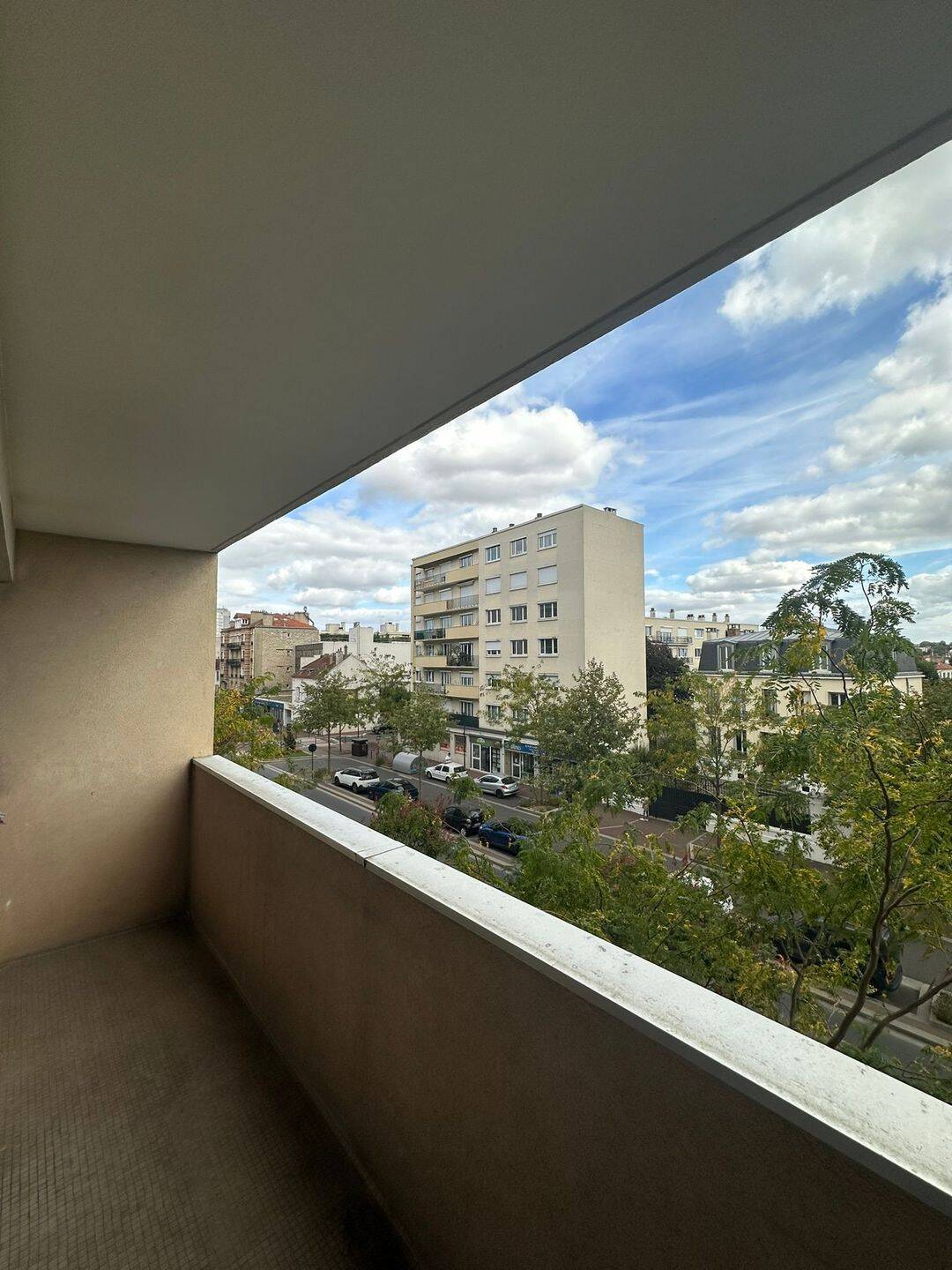 Appartement 4 pièces 75 m² · à Bourg-la-Reine · 74,8 m² · 1 750 €/mois