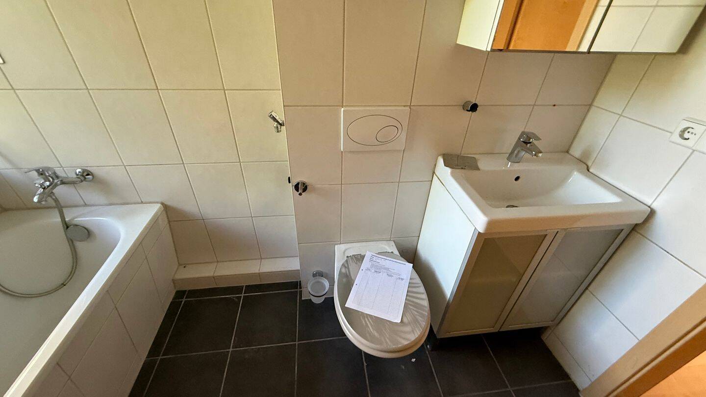 Inkl. EBK - UNI Nah - WG-gerechts - tolles Laminat u.v.m. ! – Chemnitz – Vorschaubild 7