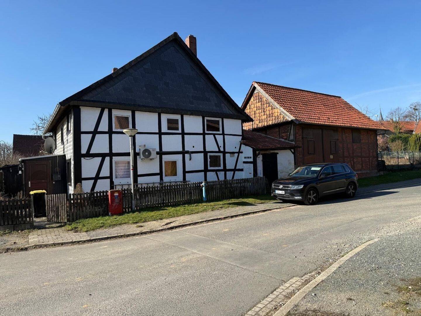 Fachwerkhaus mit Scheune, in See Nähe – Salzgitter – Vorschaubild 2