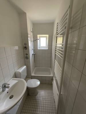 Schöne sanierte 2,5 Zimmer Wohnung. – 24146 Kiel – Vorschaubild 5